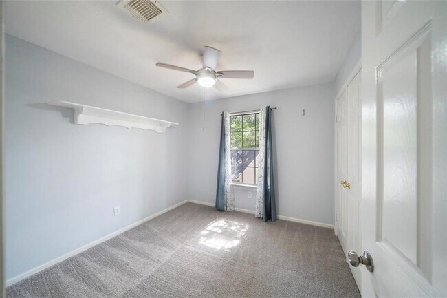 Building Photo - 4426 Echo Falls Dr
