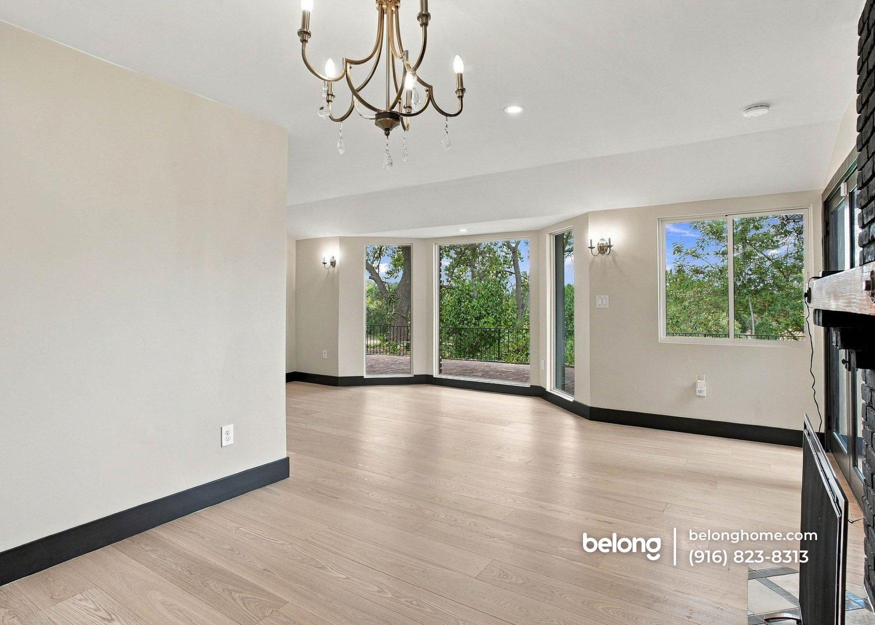 Building Photo - 9815 Mira Del Rio Dr