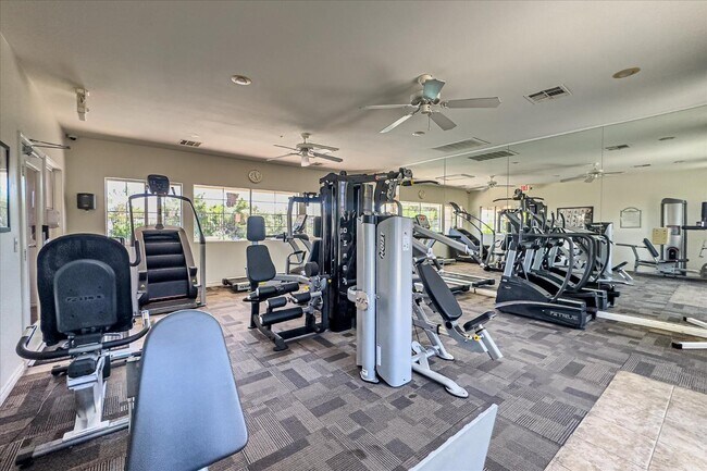 Building Photo - 972 Prestwick St