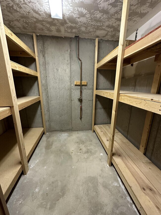 Building Photo - 113 Manilla Dr