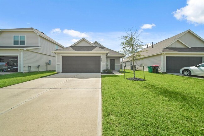 Building Photo - 5407 Briana Dee Dr