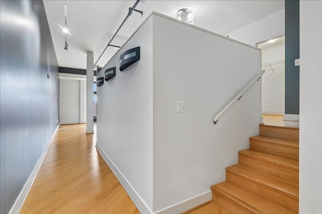 Building Photo - Unbeatable location, Contemporary 1 BD 1.5 BA in Adams Morgan with PARKING, private balcony and R...