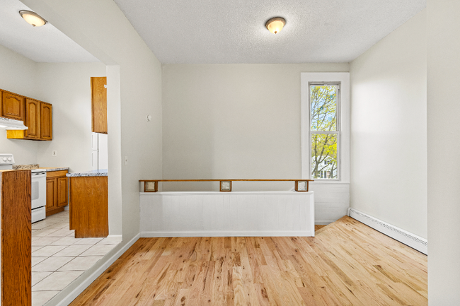 Building Photo - 139 Boswell Ave