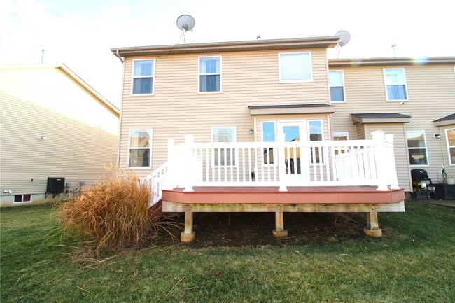 Building Photo - 643 Country Heights Dr