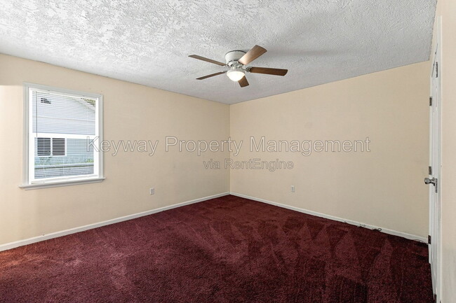 Building Photo - 3487 Postell Dr