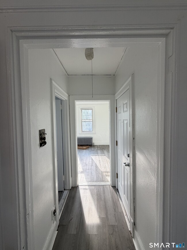 Building Photo - 106 Wadsworth St