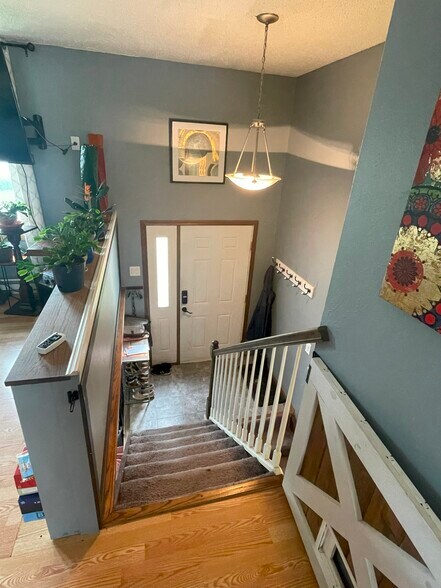 Building Photo - 2923 Heatherwood Cir S