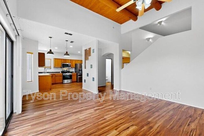 Building Photo - 10909 Pasquale Dr NW