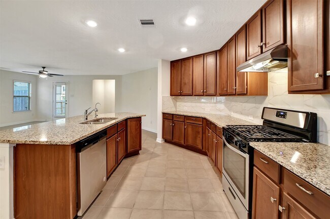 Building Photo - 9403 Castillo Ct