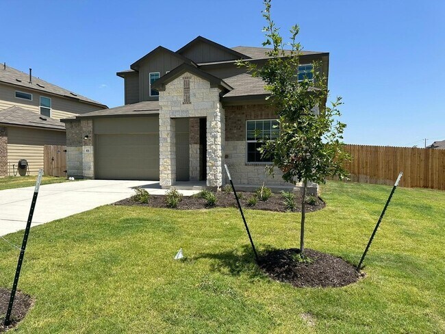 Building Photo - 425 Salt Springs Rd