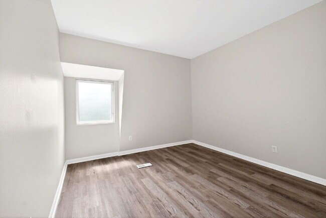 Building Photo - 931 Waycross Rd