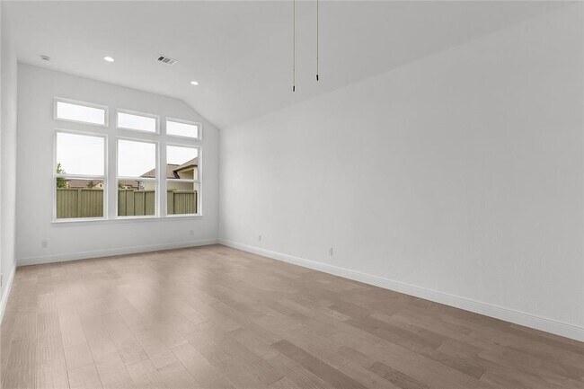 Building Photo - 746 Faith Dr