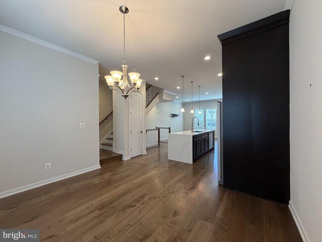 Building Photo - 4653 Charger Pl