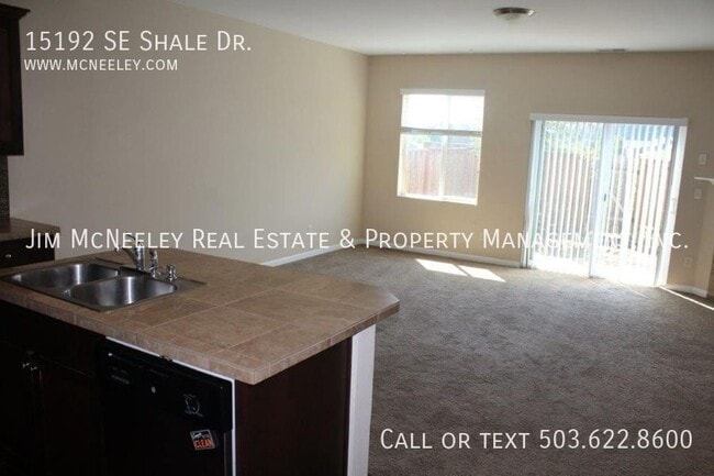 Building Photo - 15192 SE Shale Dr