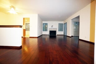 Building Photo - 6237 Trinity Dr