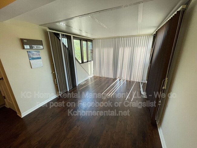 Building Photo - 209 Woodbridge Ln