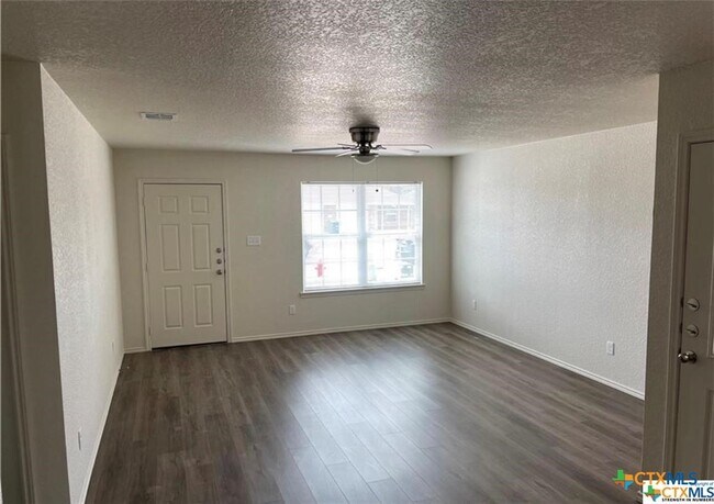 Building Photo - 1304 Liberation Ln