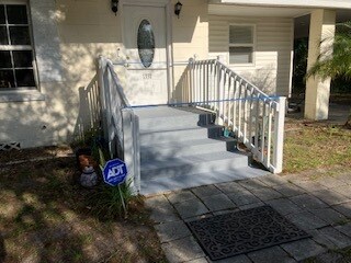 Newly painted front steps - 1331 S Summerlin Ave
