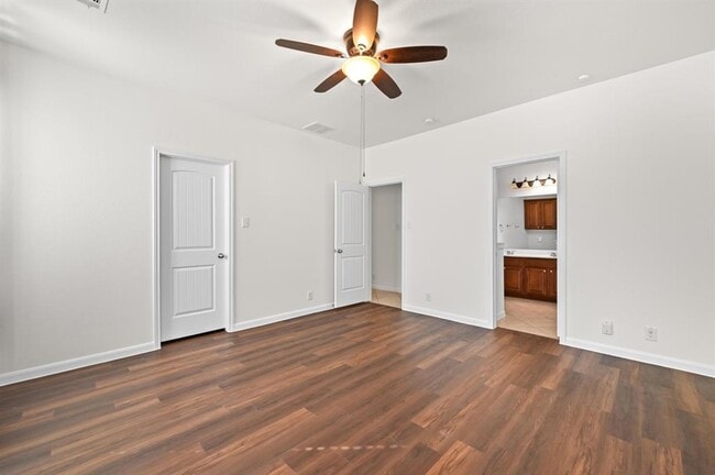 Building Photo - 2603 Kerri Strug Cove