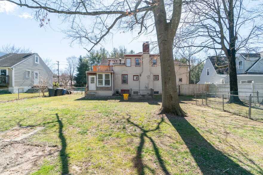 Building Photo - 440 Ewingville Rd