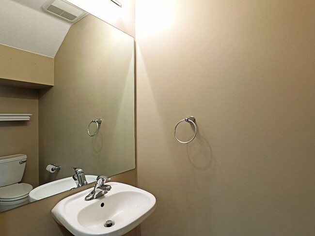 Building Photo - 9836 Catena Way