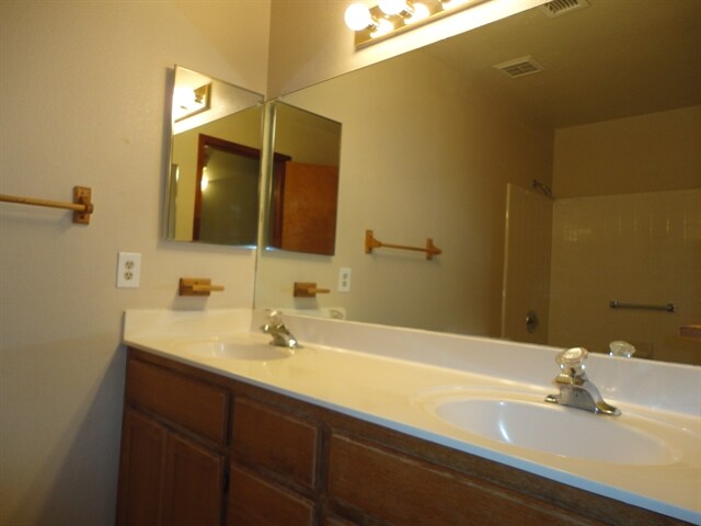 Building Photo - 7346 E Greenway St