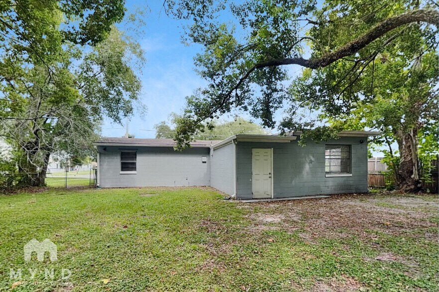Building Photo - 1532 Mable Butler Ave