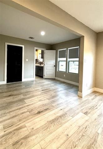 Building Photo - 601 S Oak Cliff Blvd