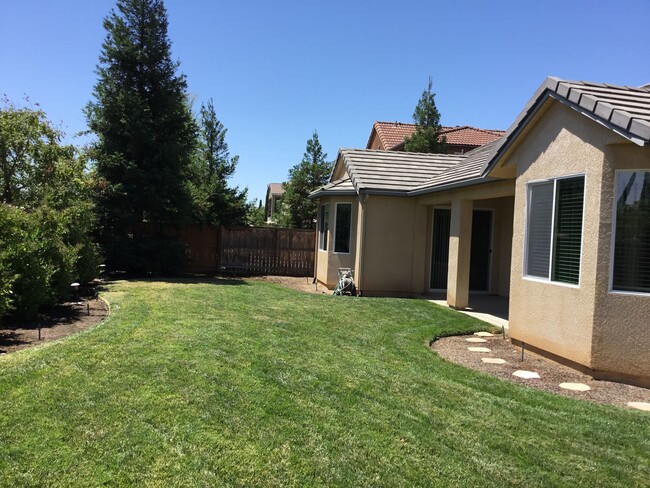Building Photo - Welcome to Harlan Ranch!!!