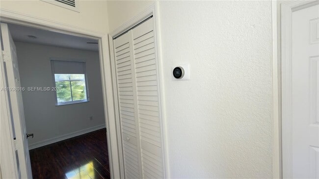 Building Photo - 7633 NW 114th Path