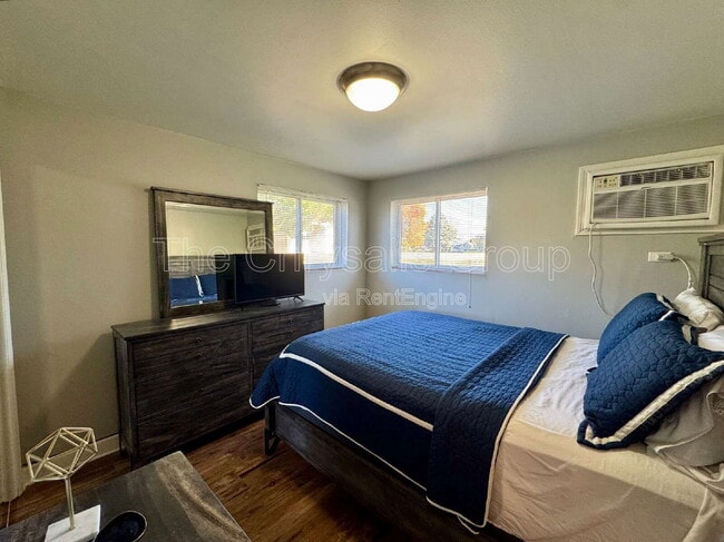 Building Photo - 1444 State St