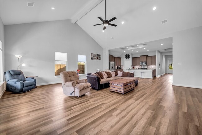 Building Photo - 2502 Ocean Key Dr