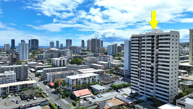 Building Photo - 1571 Piikoi St