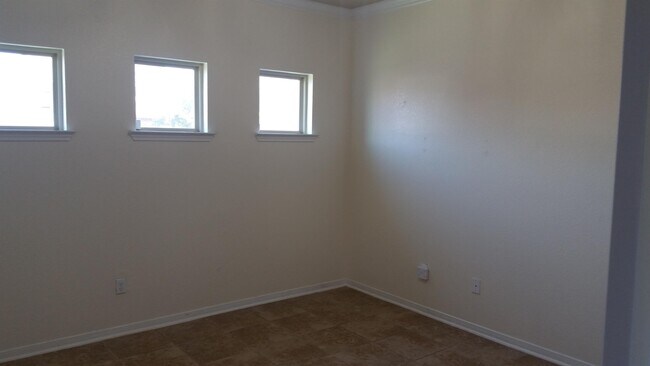 Building Photo - 10206 Alamosa Ln