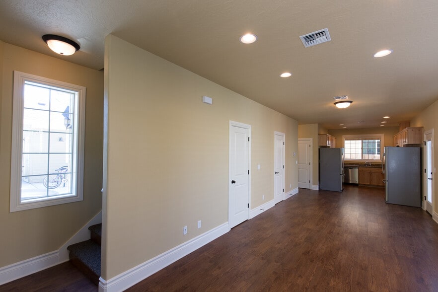 Building Photo - 508 NW 17th St