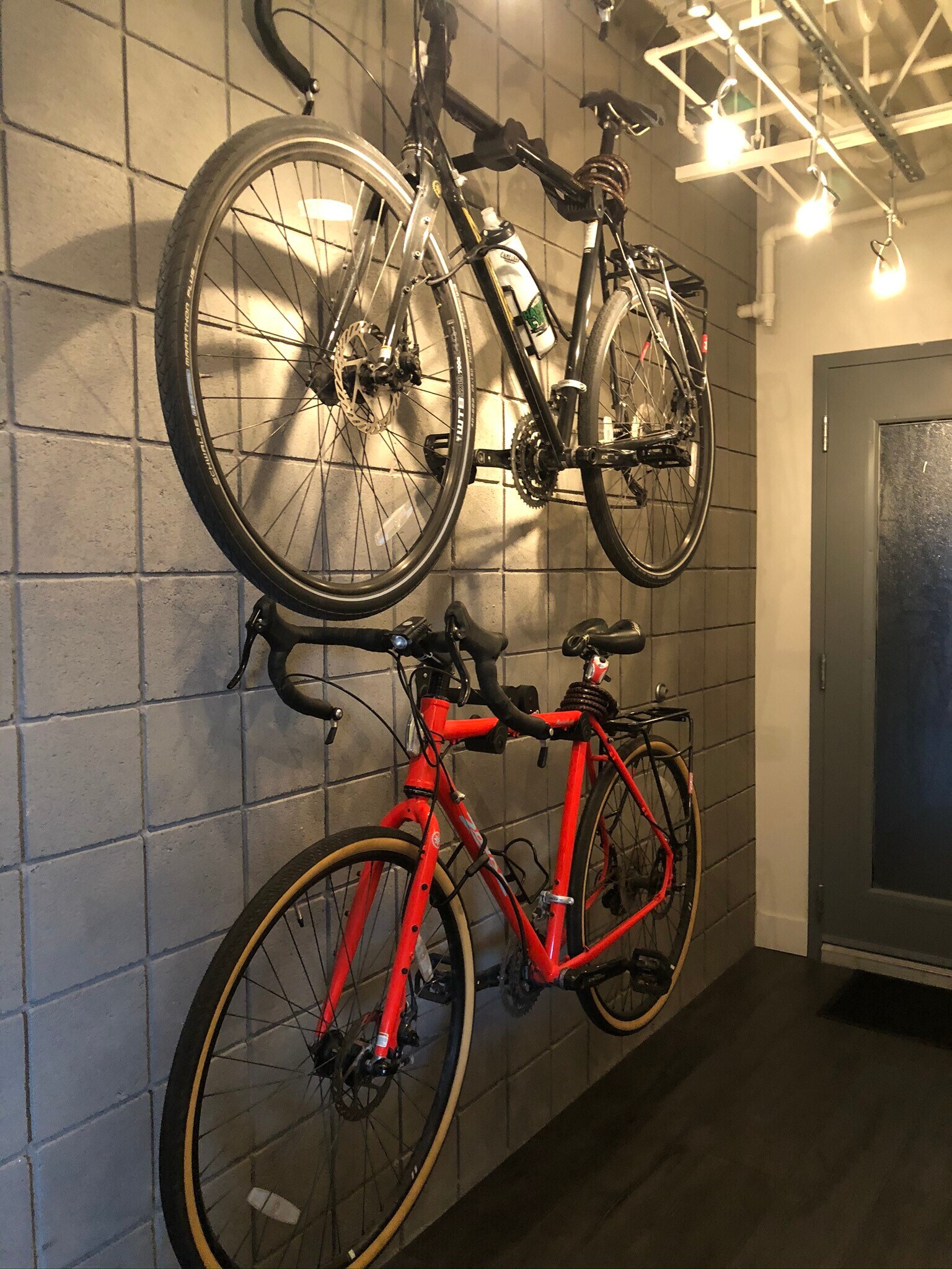 Building Photo - 360 W 300 S