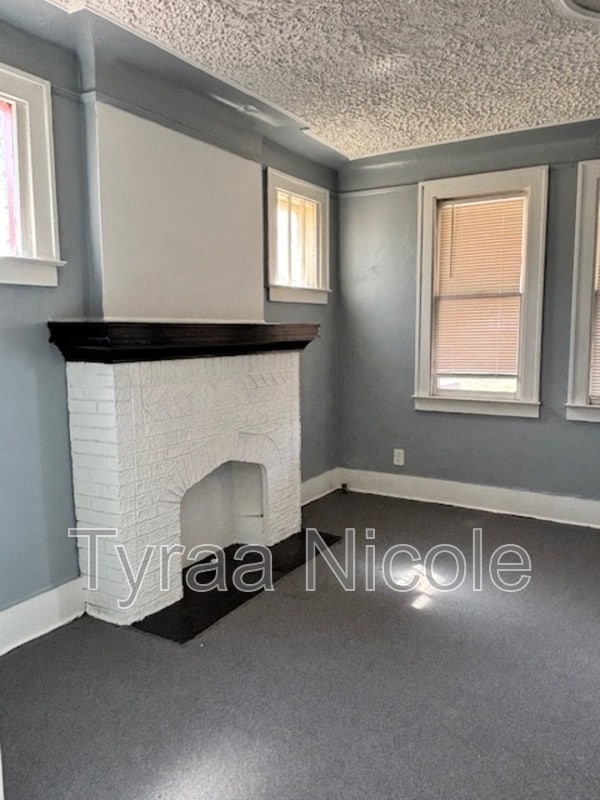 Building Photo - 7424 Wykes St