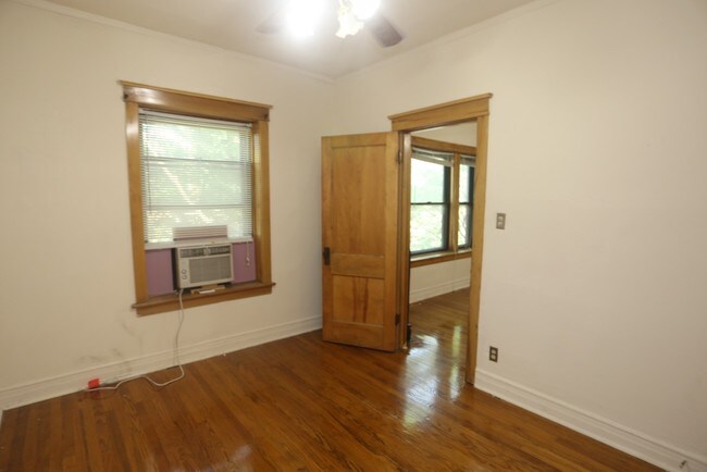 Building Photo - N. Racine