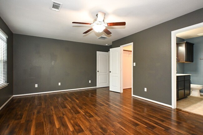 Building Photo - 9952 Morgan Creek Ln