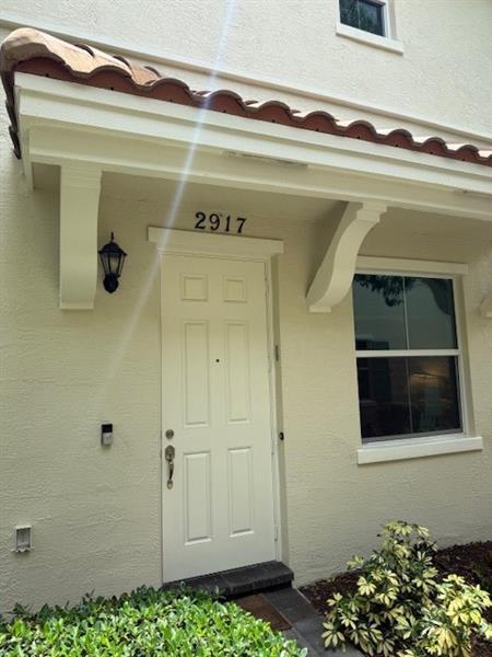 Building Photo - 2917 Cascada Isle Way