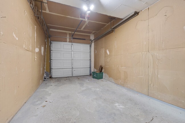 Building Photo - 262 W Inverrary Ln