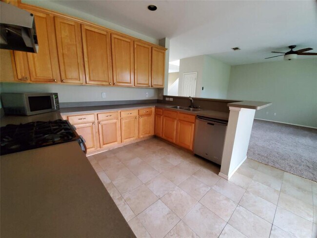 Building Photo - 9201 Popes Creek Ct