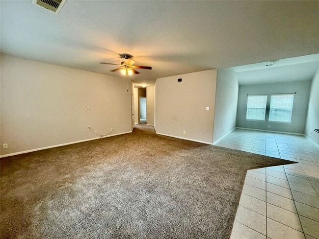 Building Photo - 18665 Legend Oaks Dr