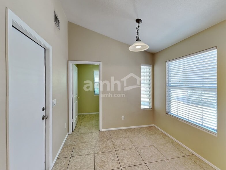 Building Photo - 3861 E Ironhorse Ct