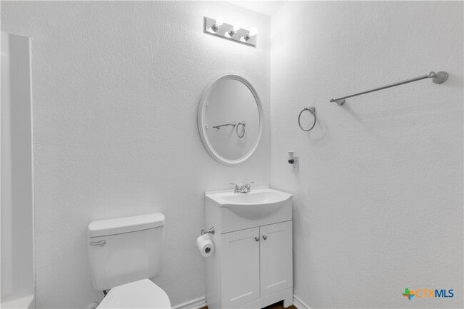 Building Photo - 350 Debus Dr