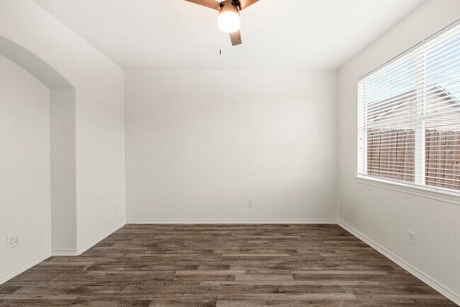 Building Photo - 8710 Thistlemoor Ln