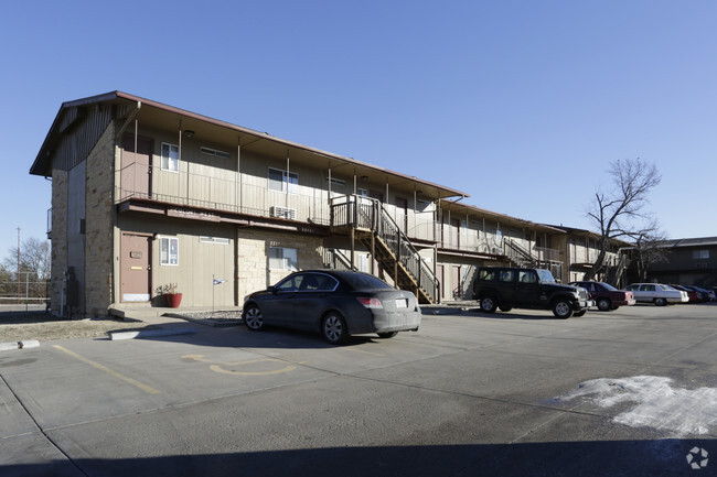 Primary Photo - Colony West Apartments
