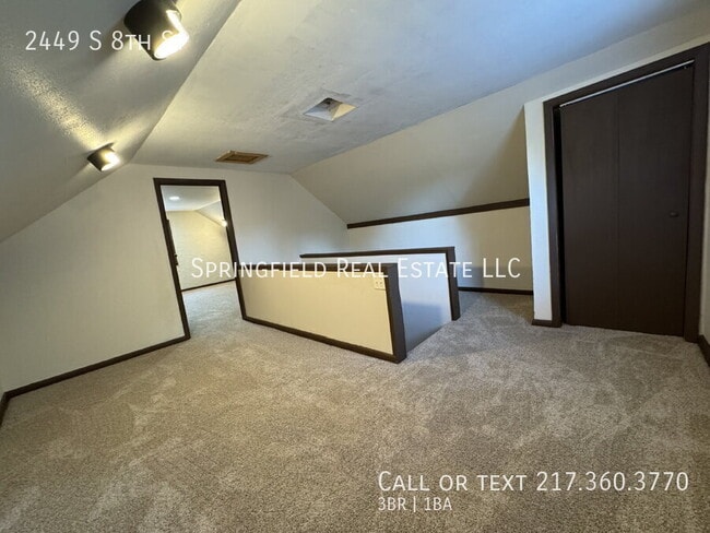 Building Photo - 2449 S 8th St