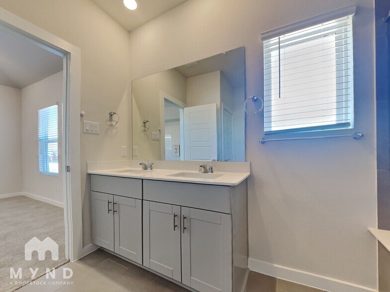 Building Photo - 14750 Slow River Ave