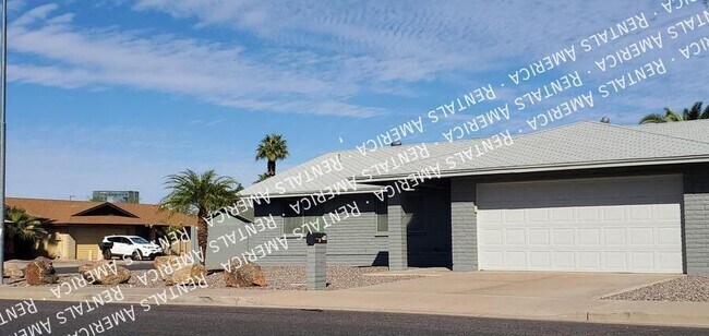 Primary Photo - 1749 S Emerson